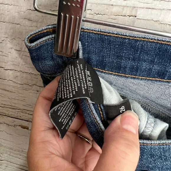 J Brand Brya Breathless distressed boot cut jeans distressed raw hem size 26 - Picture 11 of 11